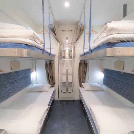Train Hostel Hokutosei Токио Екстериор снимка