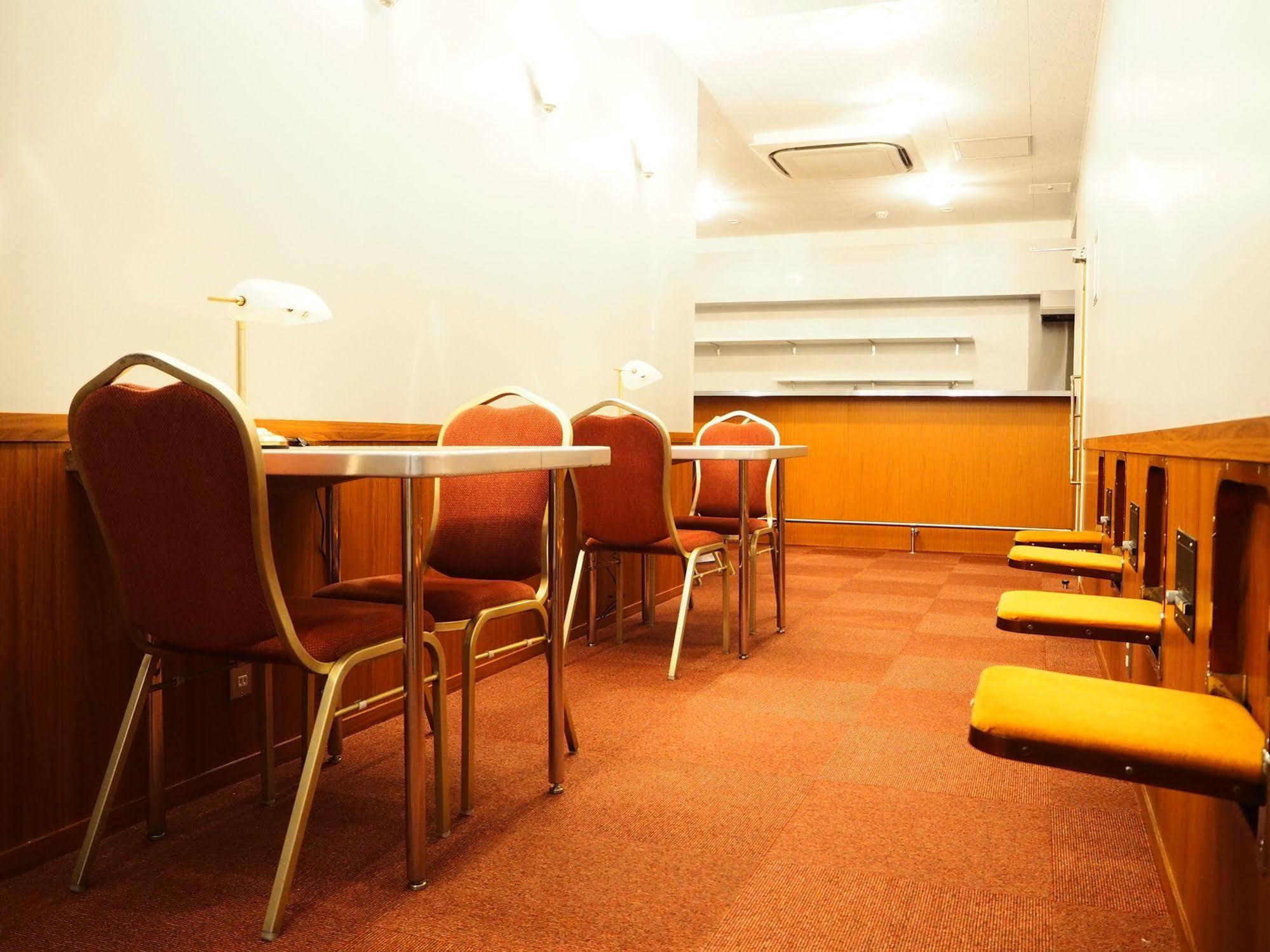 Train Hostel Hokutosei Токио Екстериор снимка