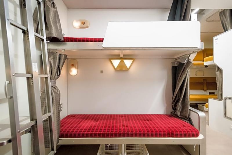 Train Hostel Hokutosei Токио Екстериор снимка